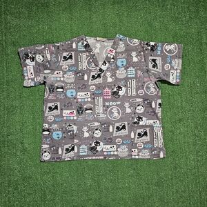Smart Scrubs Gray Cat Print Top